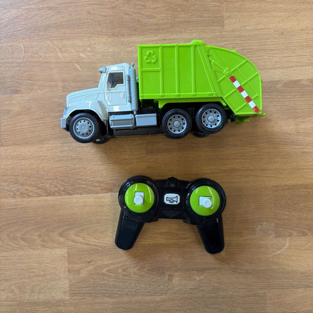 Driven by Battat Remote Control Recycling Truck
