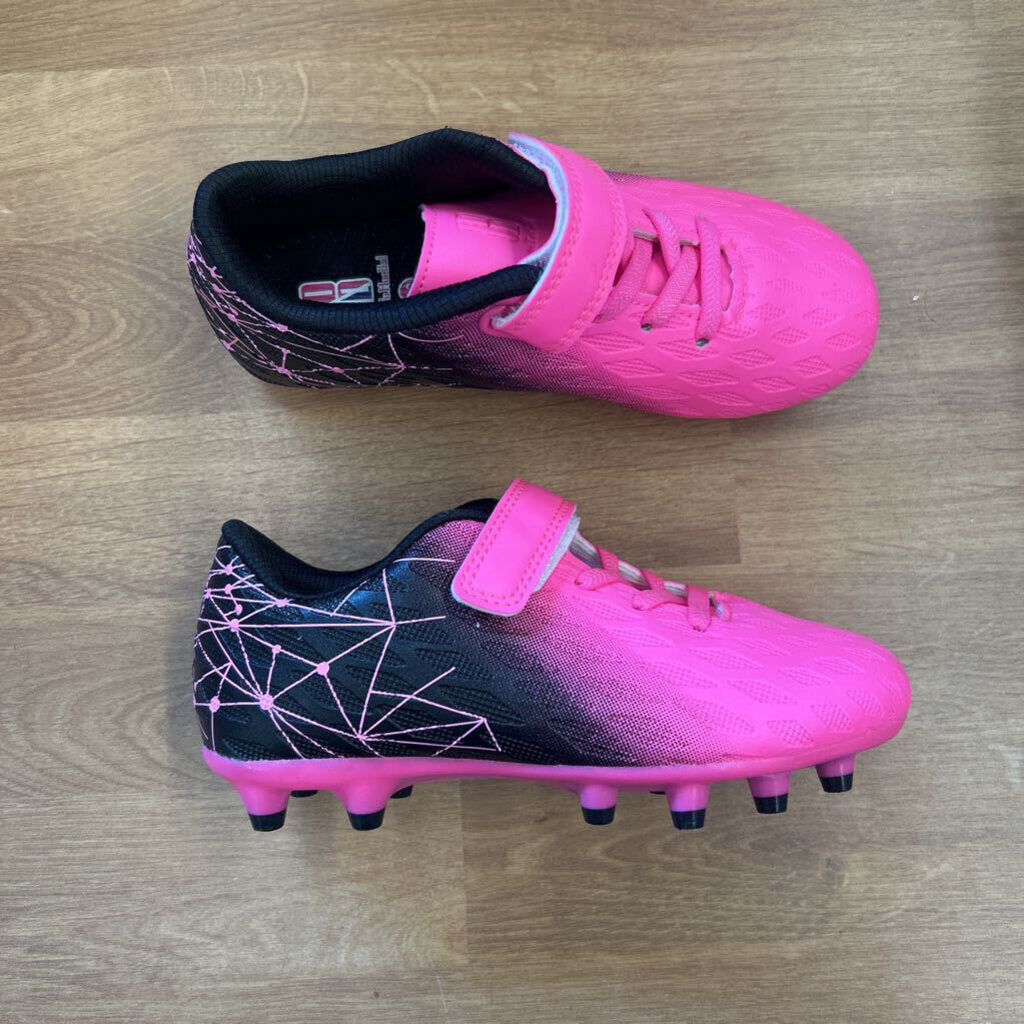 Deja Tu Huella! Pink Soccer Cleats - 12