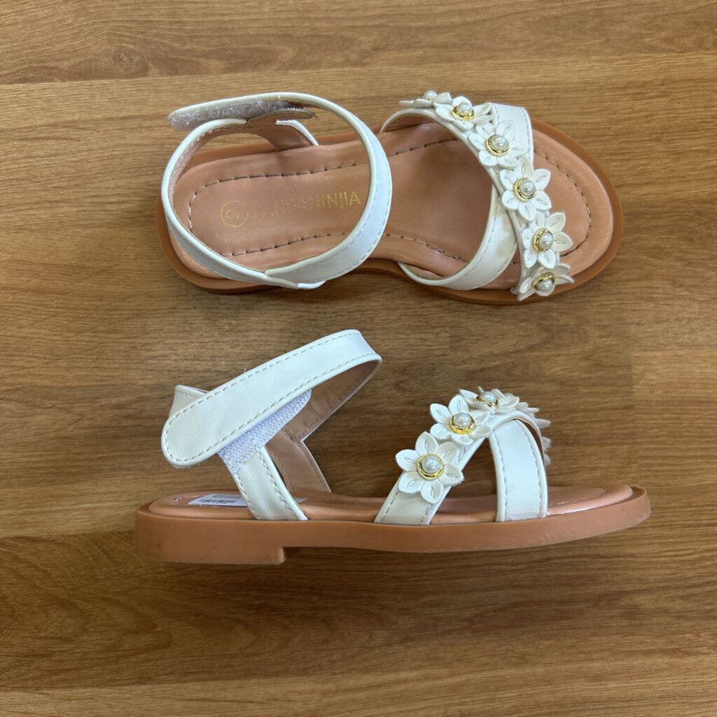 Pandaninjia White Sandals - 9