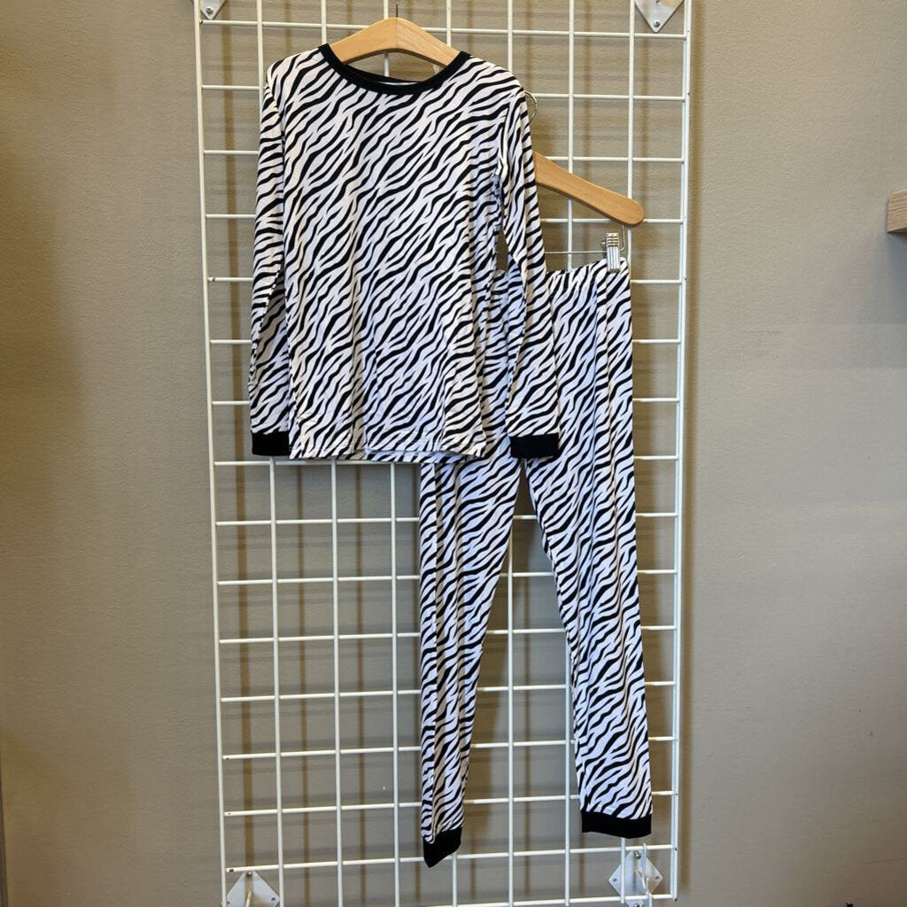 NWT Bubble Baby Zebra Print Bamboo PJs - 8