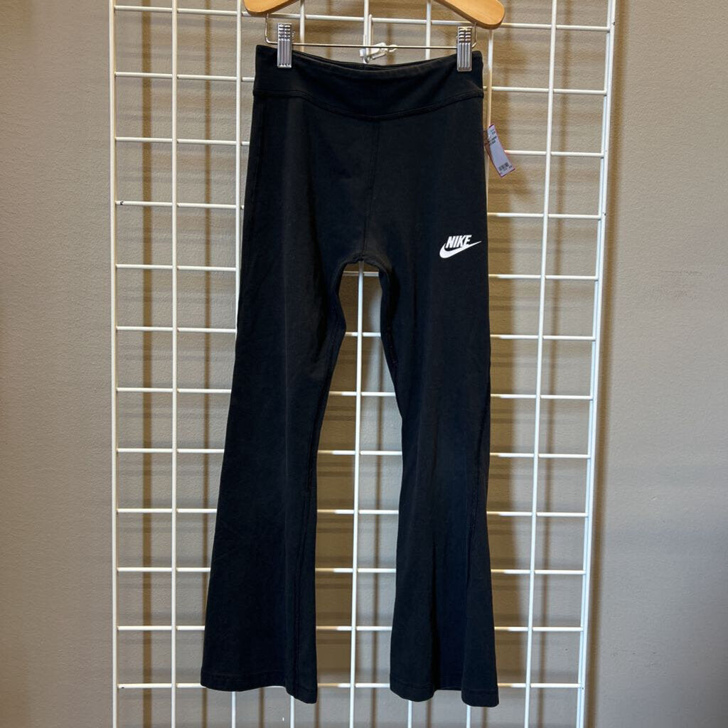 Nike Flare Leggings - 10/12
