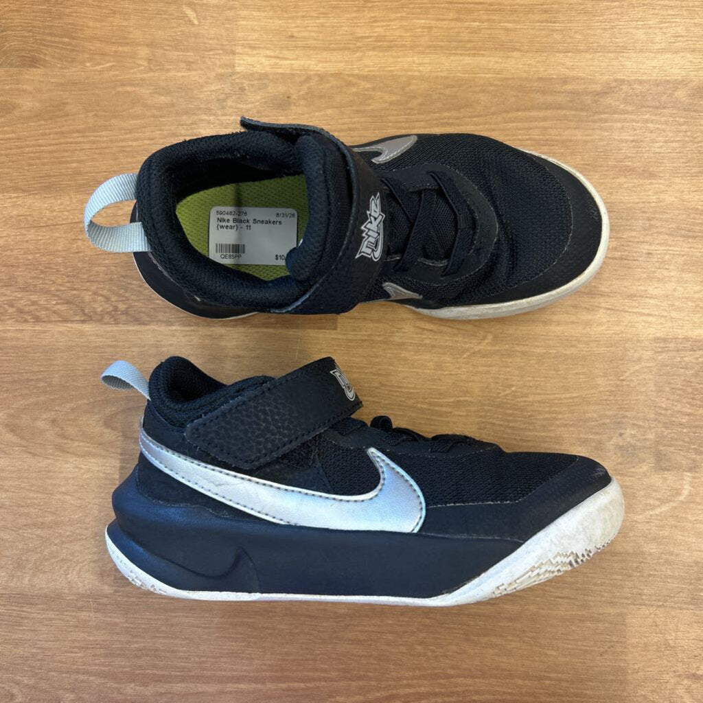 Nike Black Sneakers (wear) - 11