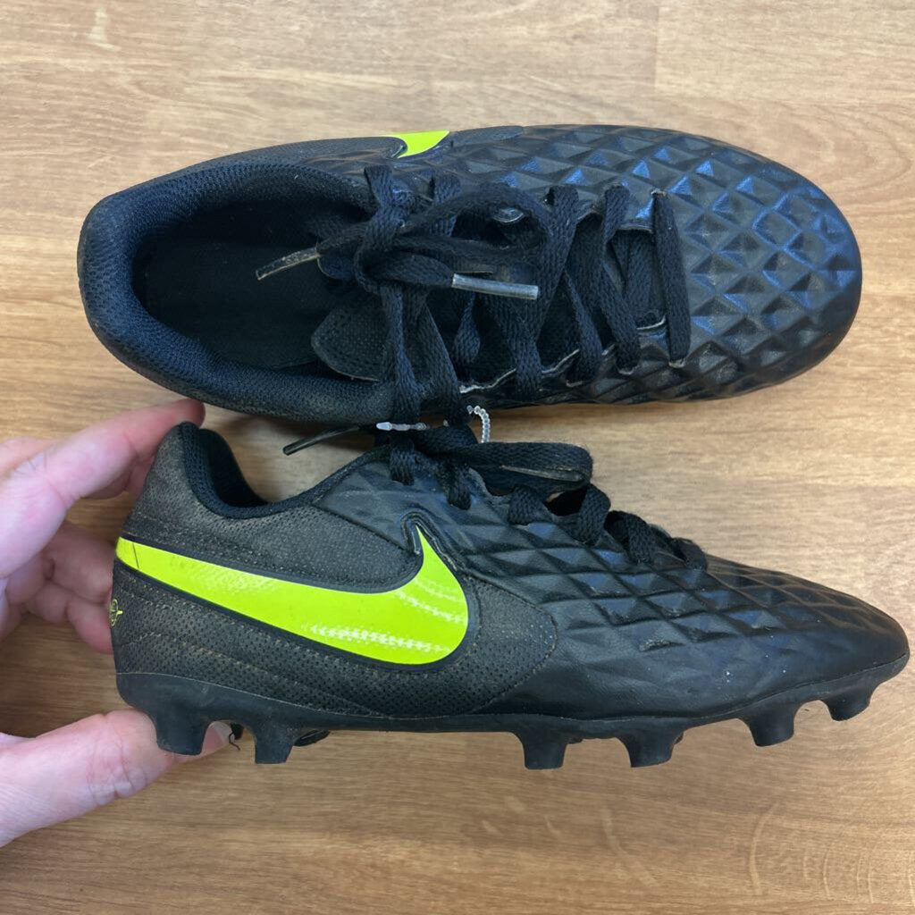 Nike Black Soccer Cleats - 13