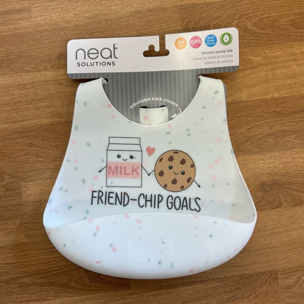 NEW Neat Solutions Silicone Bib