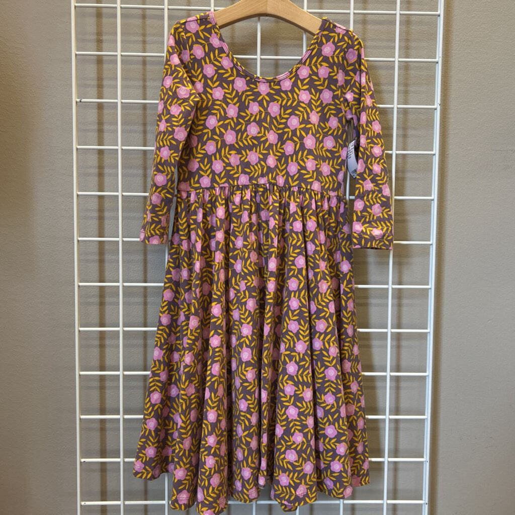 Alice & Ames Floral Quarter Sleeve Twirl Dress - 8