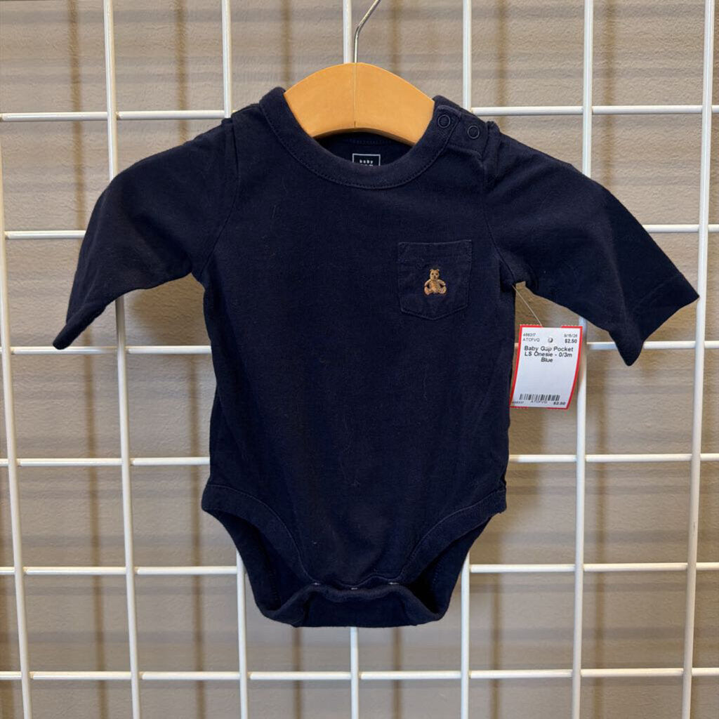Baby Gap Pocket LS Onesie - 0/3m