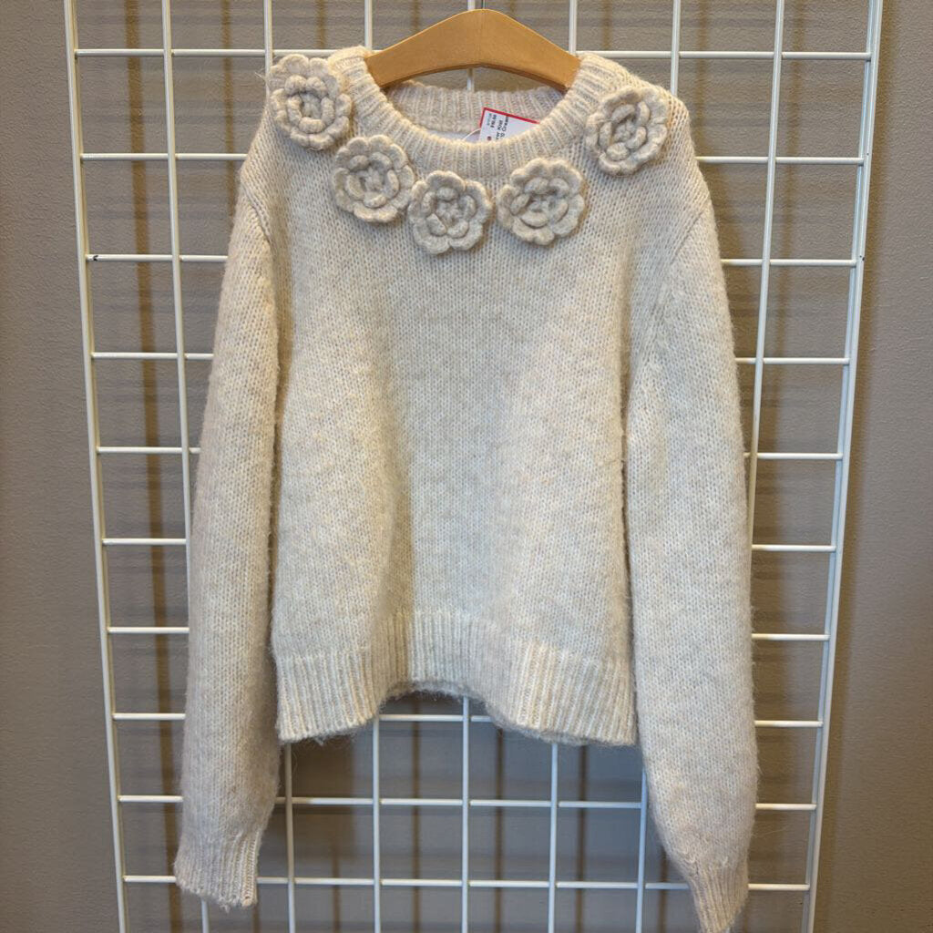 Zara Flower Knit Sweater - 9/10