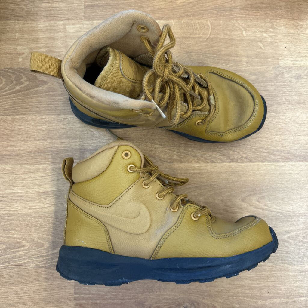 Nike Brown Boot Sneakers - 1.5
