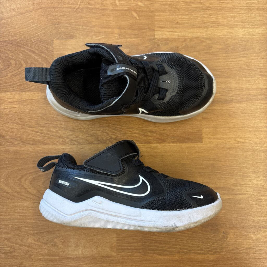Nike Black Sneakers - 8
