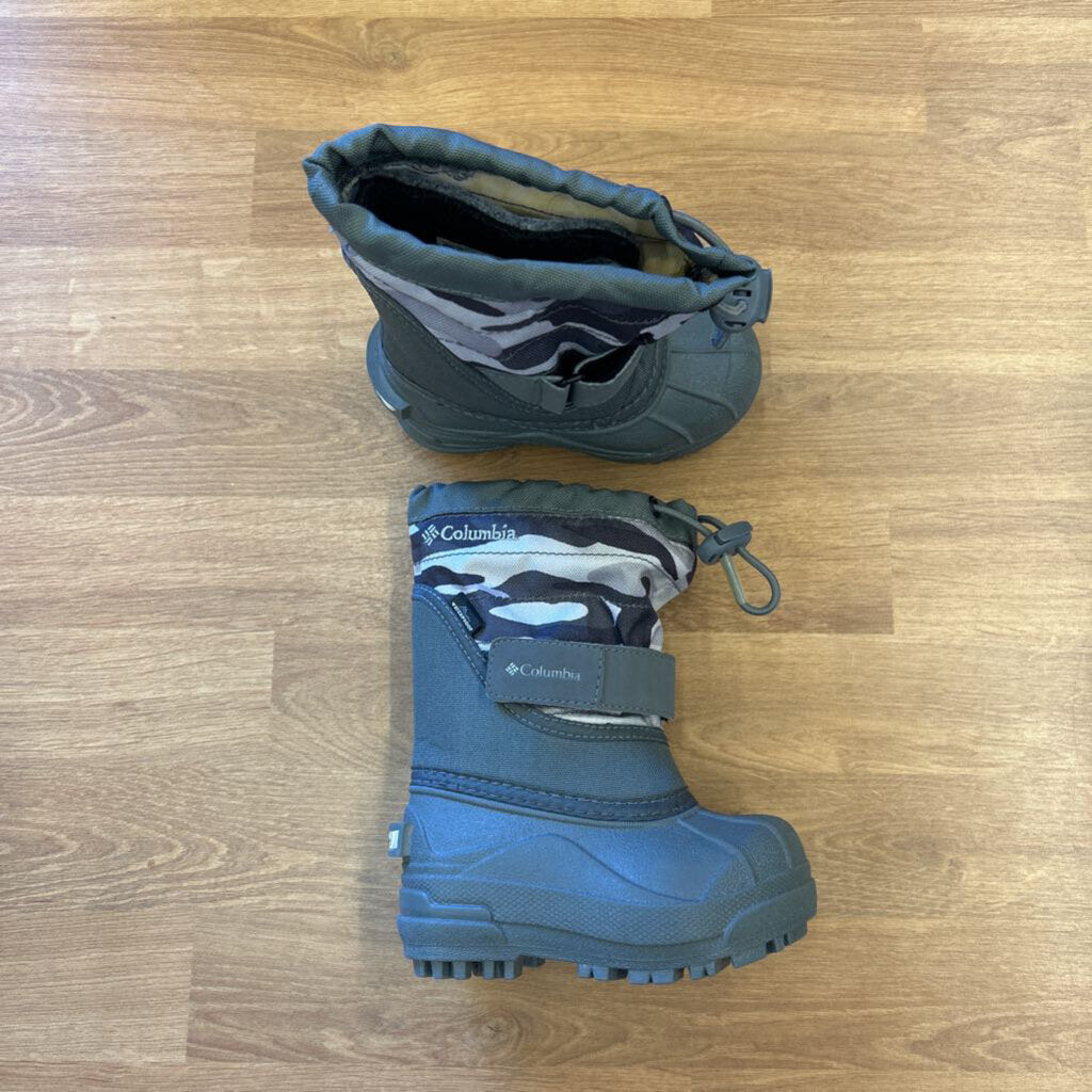 Columbia Snow Boots - 6