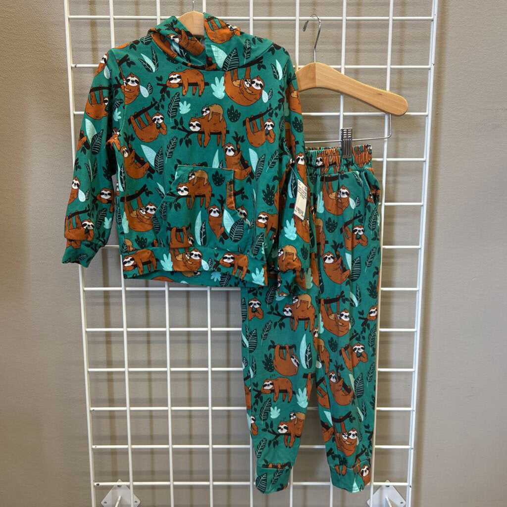 Resort To Smooth Sloth Two Pc Set (drawstring missing) - 4T