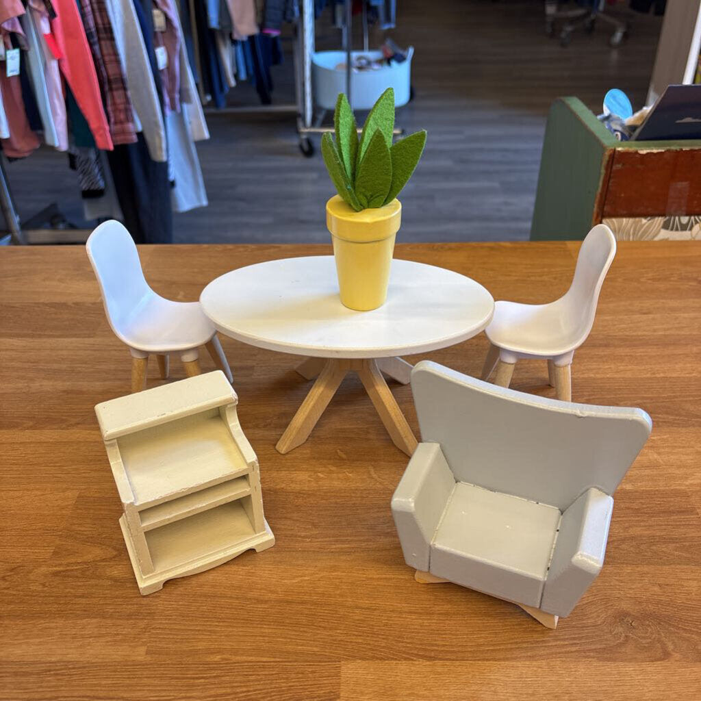 Misc. Barbie Living Furniture