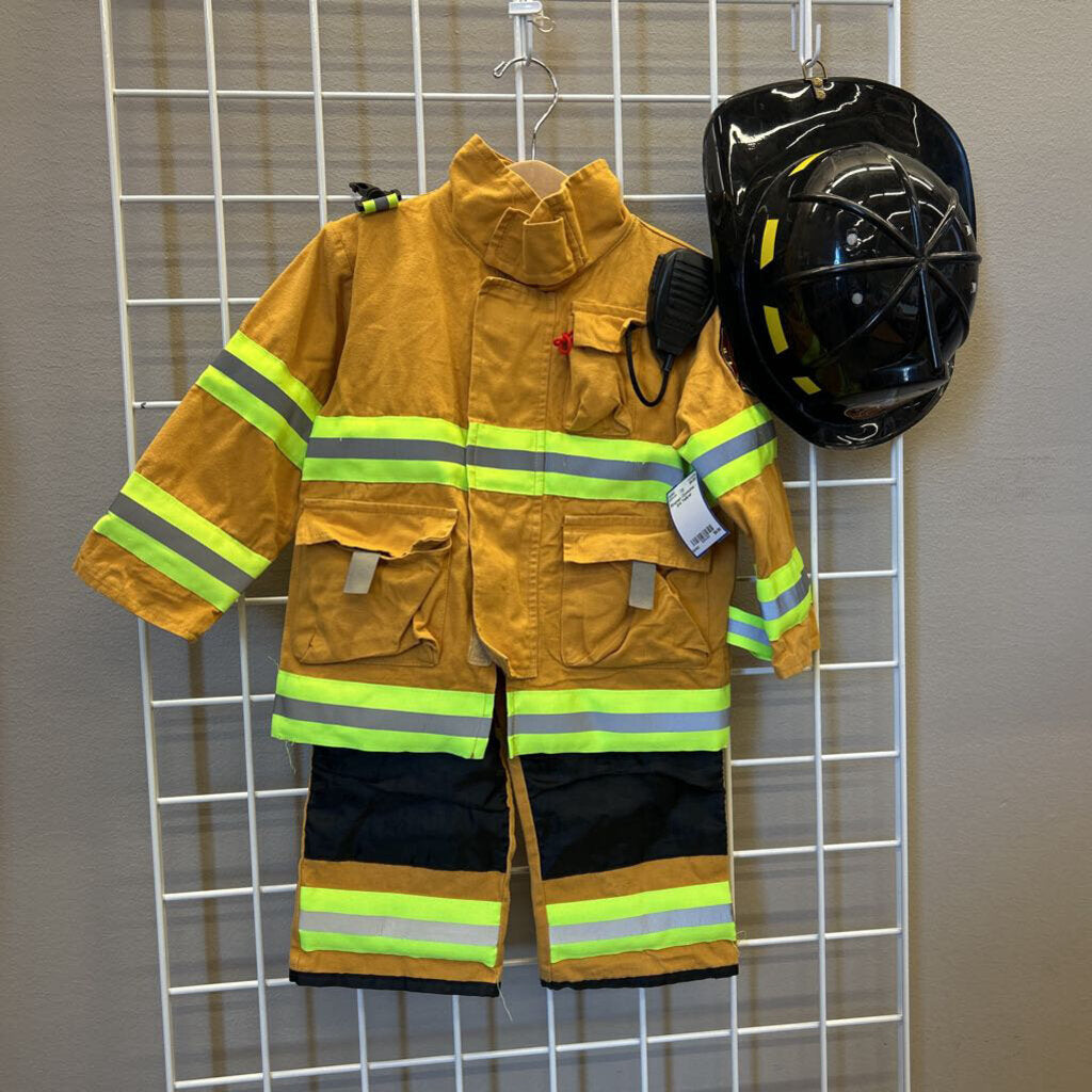 Fireman Costume - 3/4