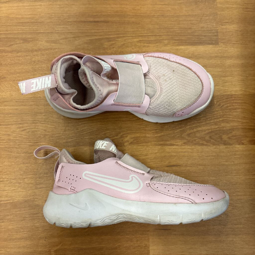 Nike Pink Sneakers - 10