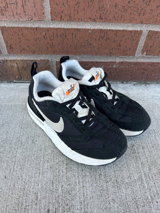 Nike Black Sneaker - 1