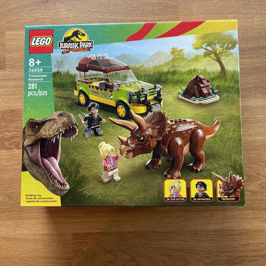 NEW Lego Jurassic Park Set