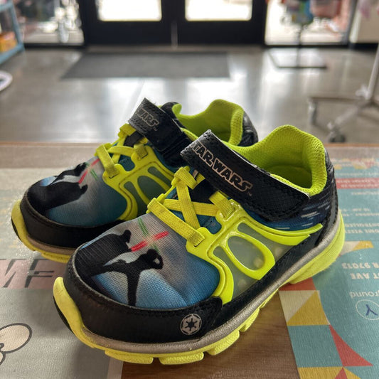 Stride Rite x Star Wars Light Up Sneakers - 8.5W