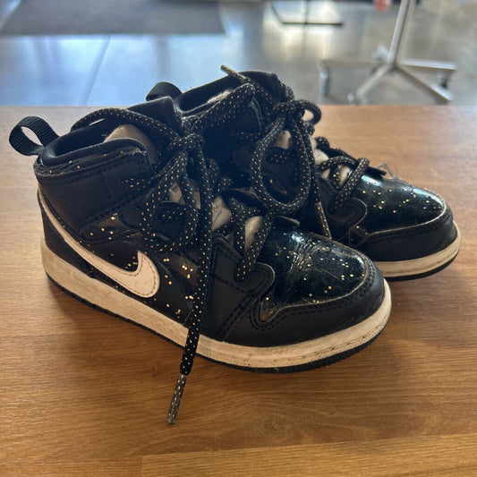 Nike Jordan Black High Top Sneaker - 9