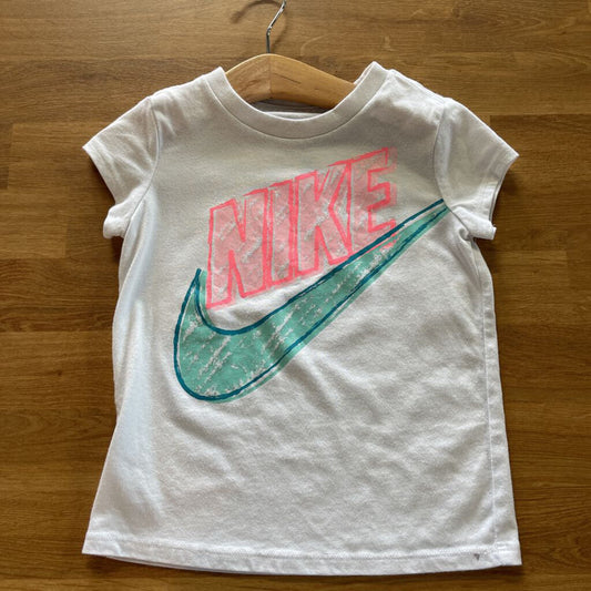 Nike SS Tee - 5 (small mark on bottom)