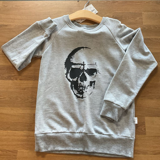 NWT Portage and Main Skull Crewneck - 6/7