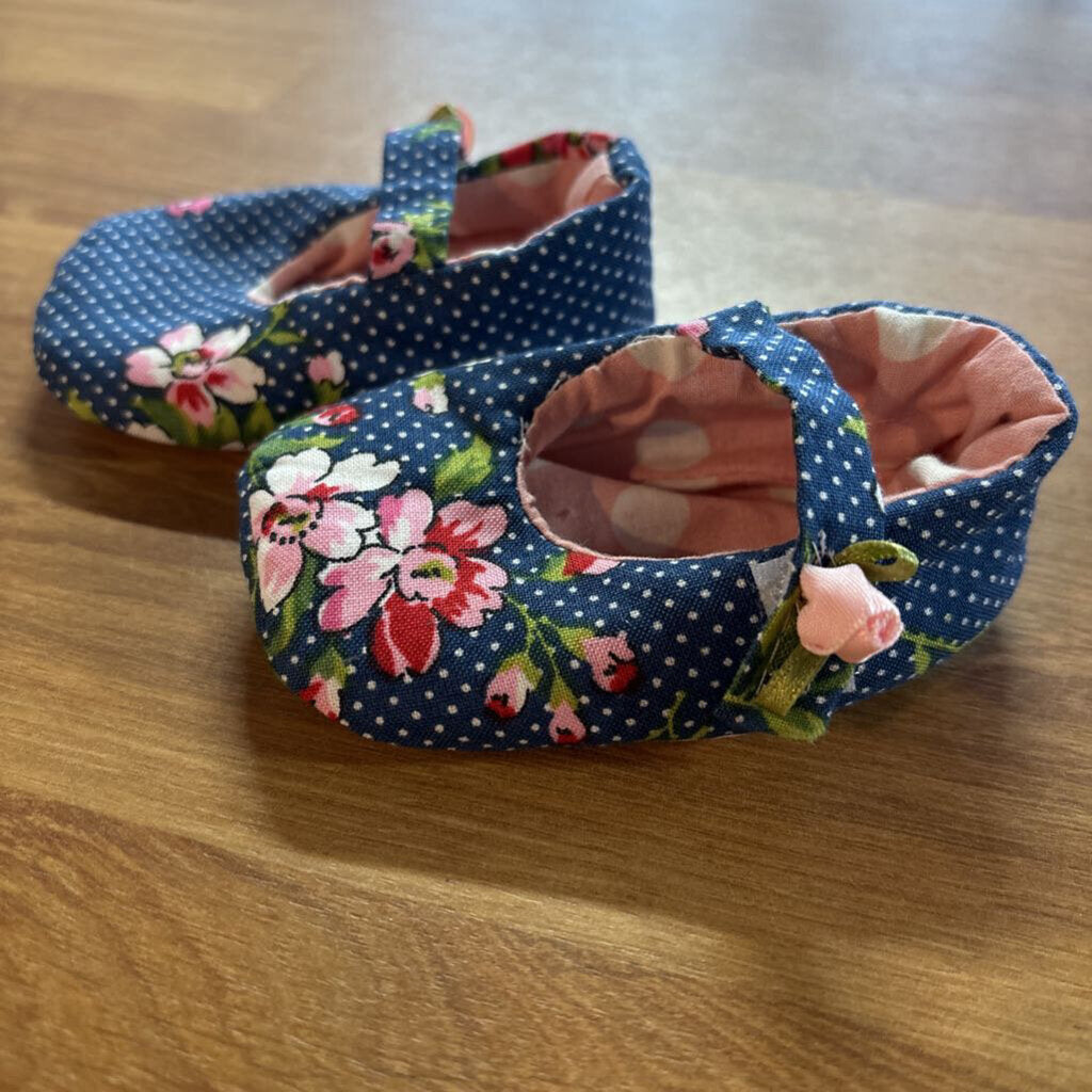 Blue Floral Infant Crib Shoes