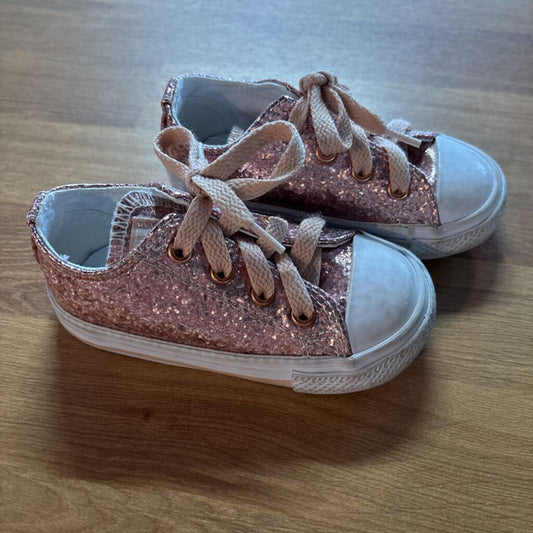 Converse Pink Sparkle Sneaker - 6