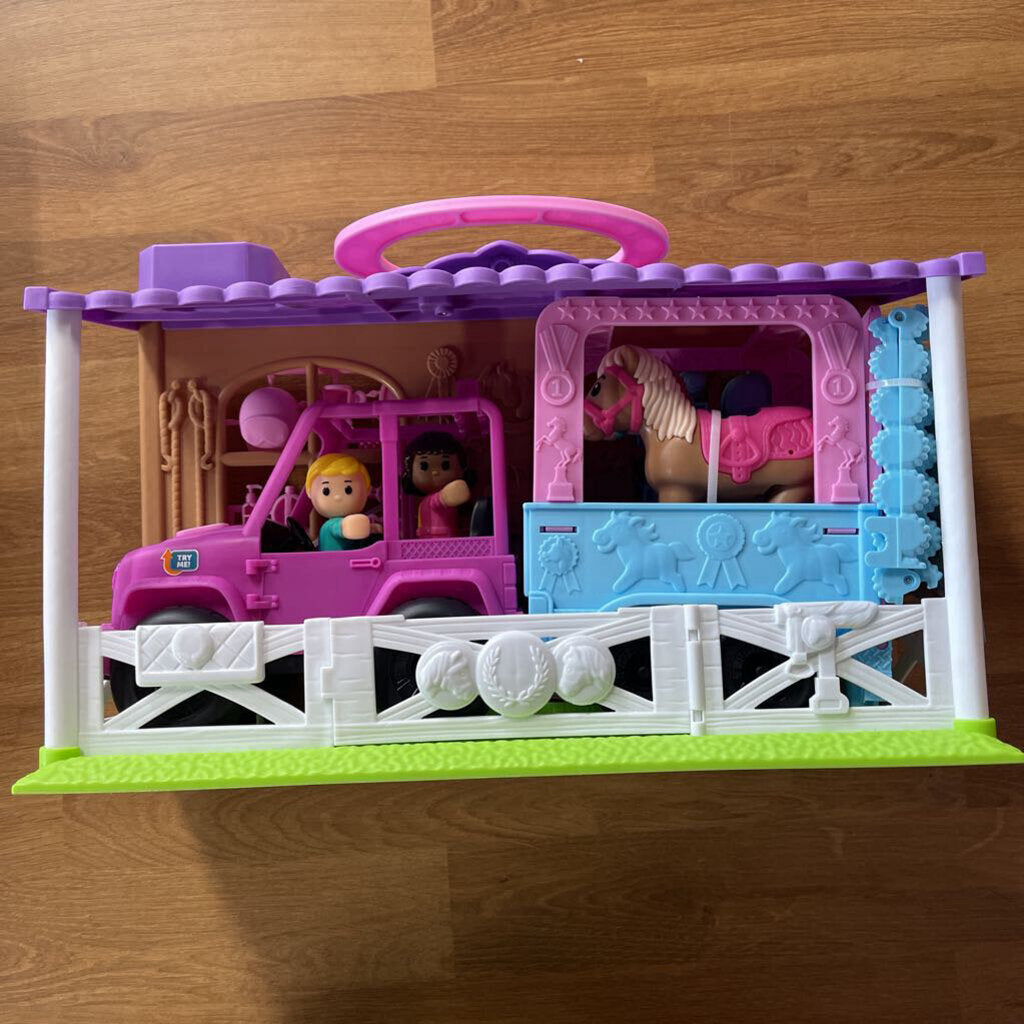 NEW Kids Connection Horse Playset