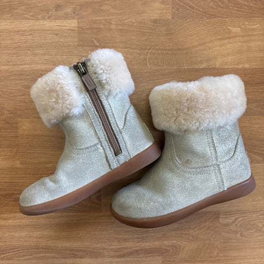 Ugg Furry Gold Boots (wear) - 8