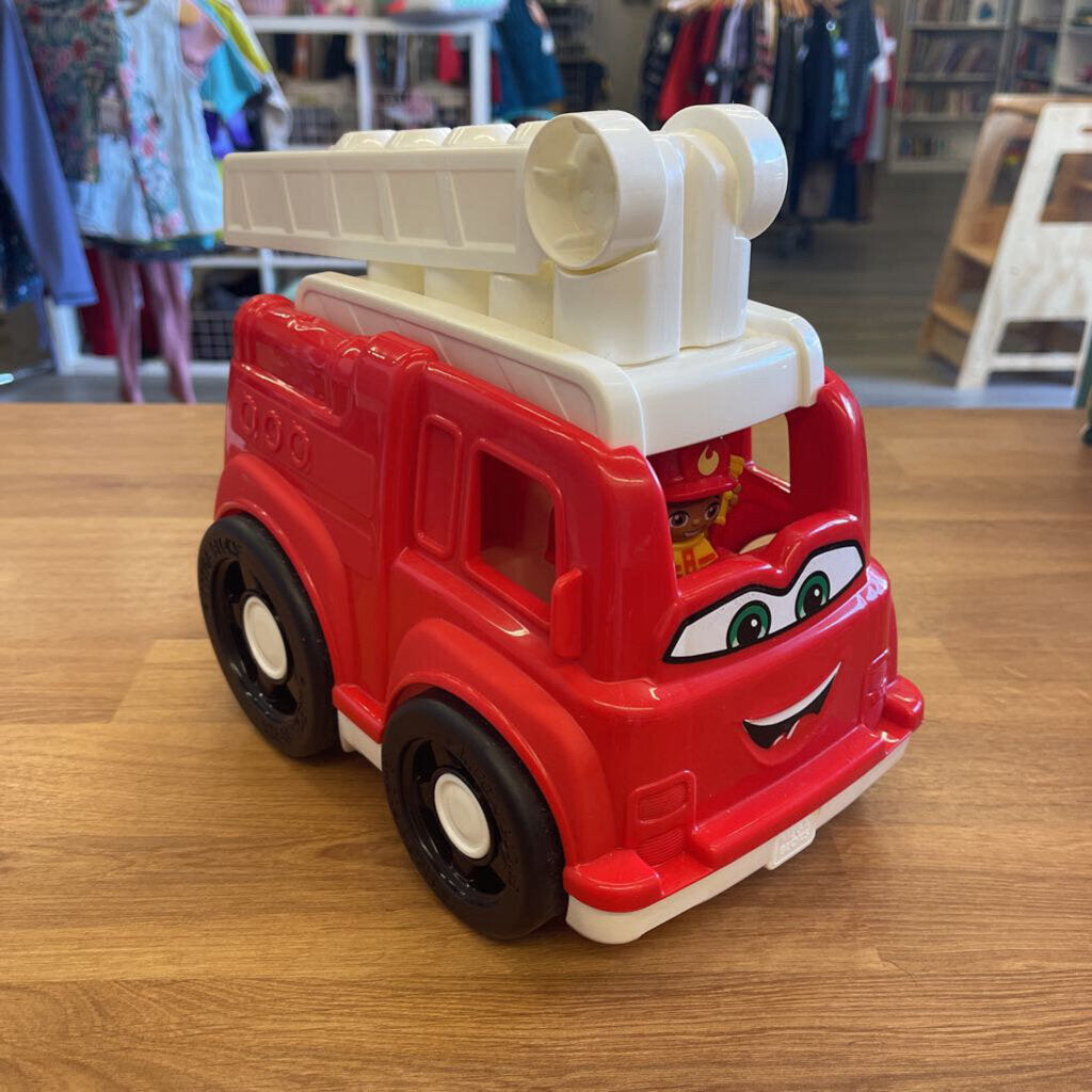 Mega Blocks Firetruck w/person