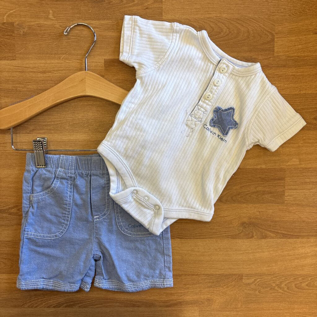 Calvin Klein SS Onesie / Short Set - 3/6m