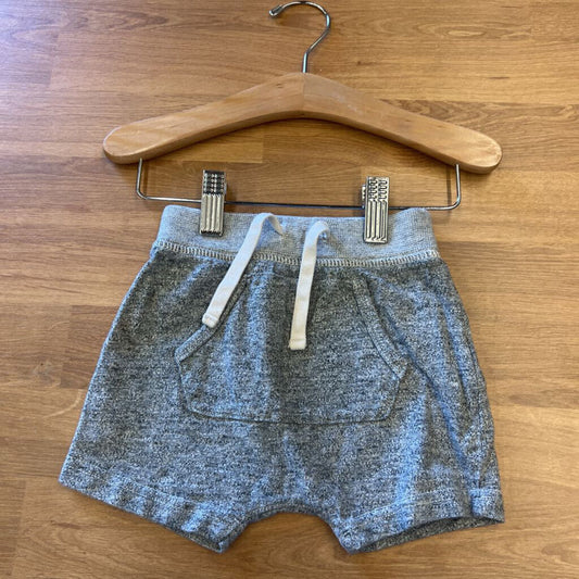 Baby Gap Soft Shorts - 6/12m