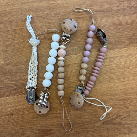 Bag of 5 Pacifier Clips