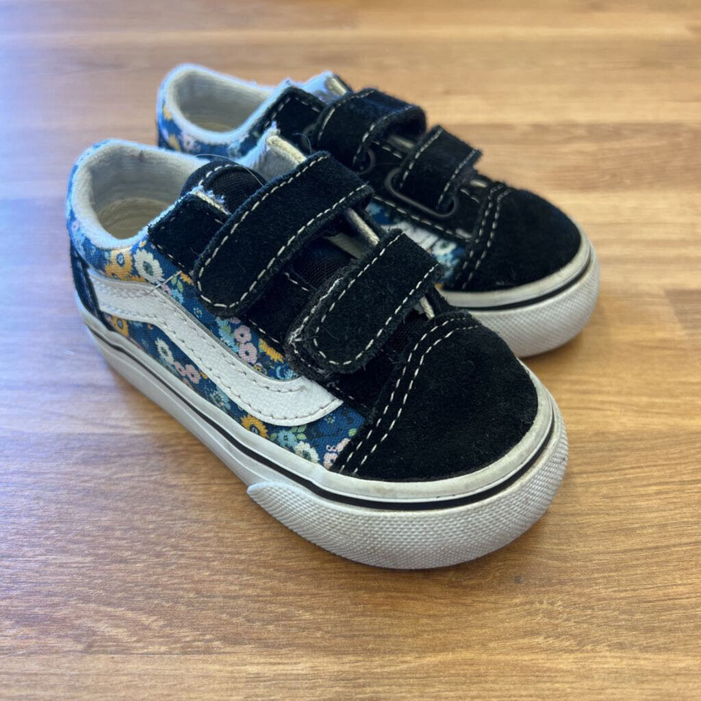 Vans Black Floral Sneaker - 5