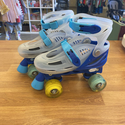 GVDV Unisex Kids Roller Skates w/Light Up Wheels- 35/38 Large
