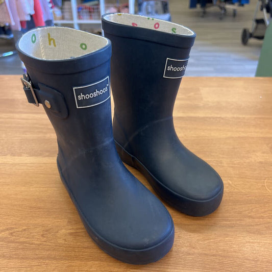 NEW Shooshoos Navy Rank Boots - 9