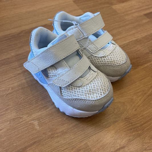 Nike White/Blue Air Max Sneakers - 5