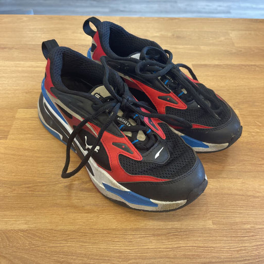Puma Black Sneakers - 4.5