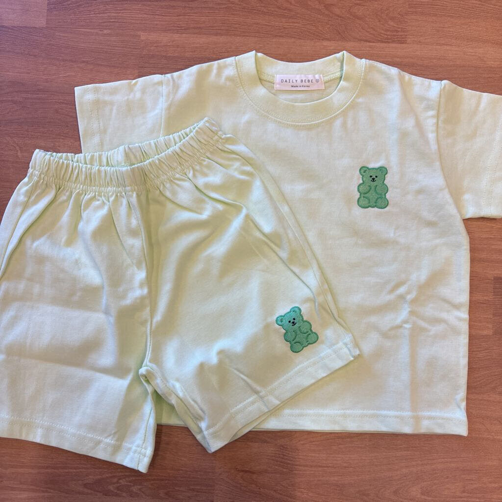 NWT Bear Two Pc Set - S (18/24m)