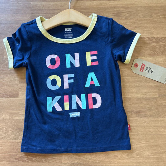 NWT Levi's SS Tee -4T