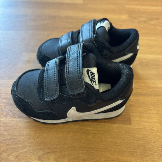 Nike Black Sneakers - 5
