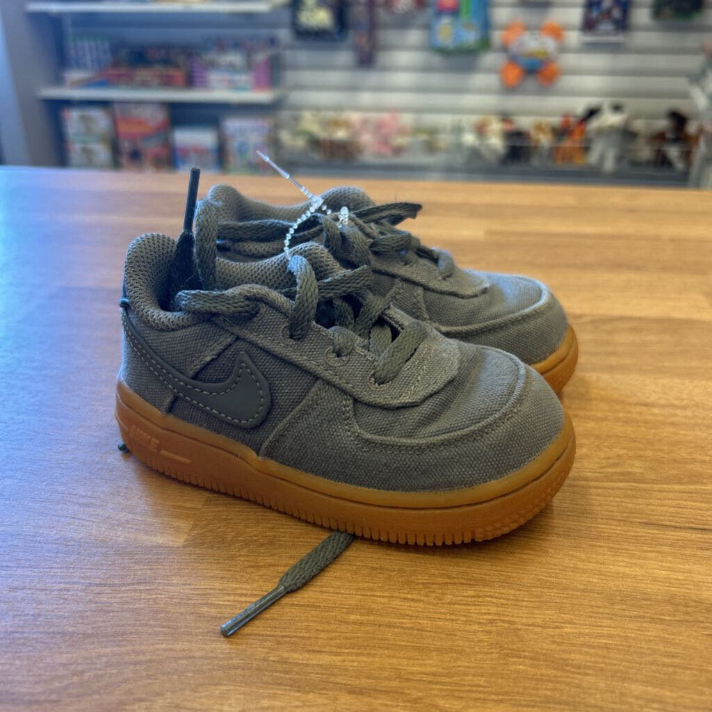 Nike Grey Sneakers - 6