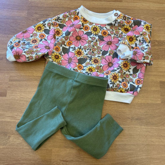 Cat & Jack Floral Crewneck / Leggings Set - 3/6m