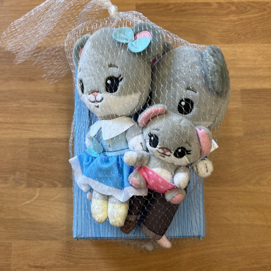 Tinny Tukkins Family Of 3