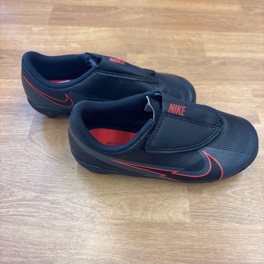 Nike Black Cleats - 11.5