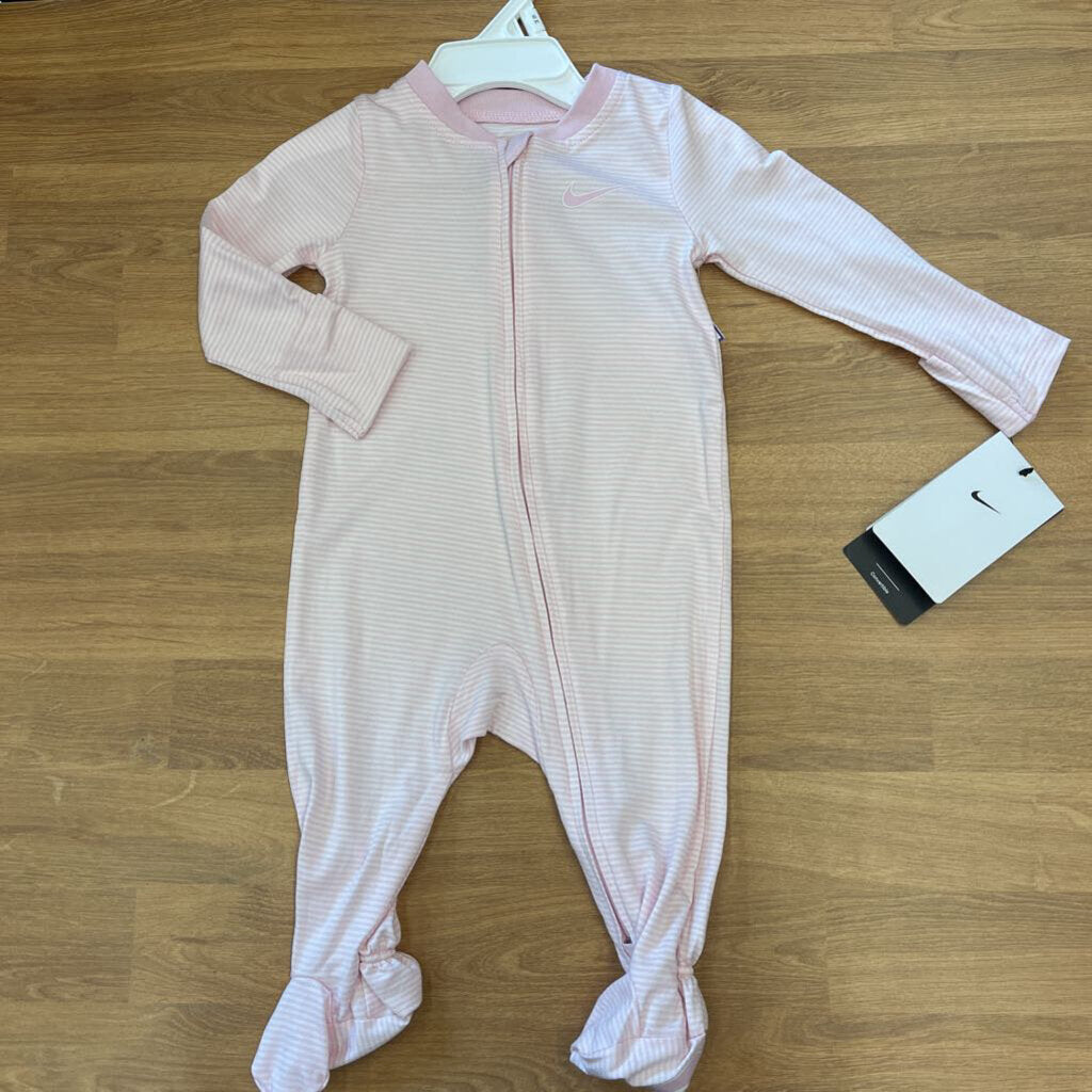 NWT Nike Stripe Soft Sleeper - 6m