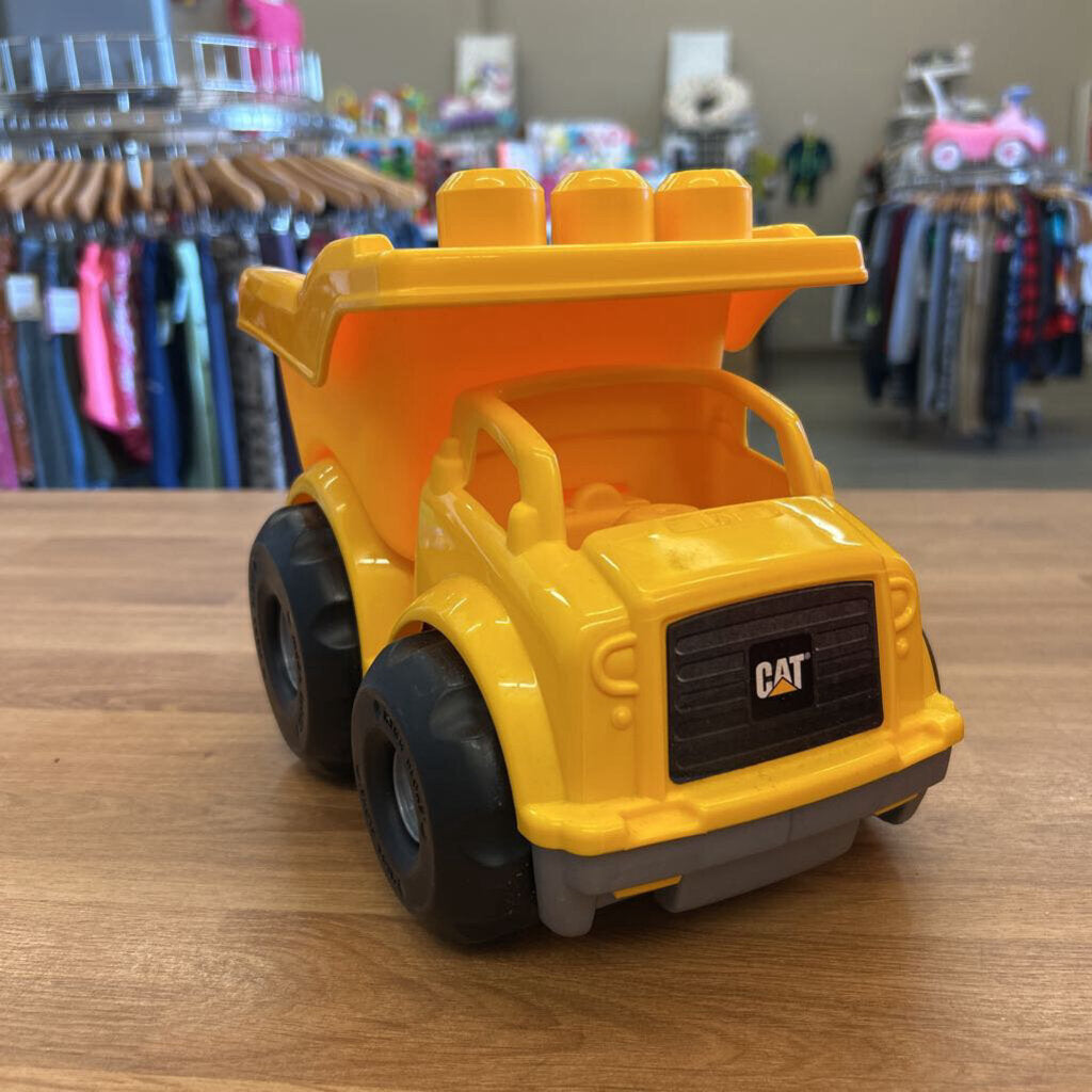 CAT Mega Block Truck