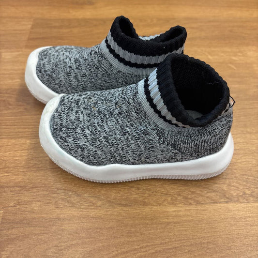 Grey Knit Sneakers - 5