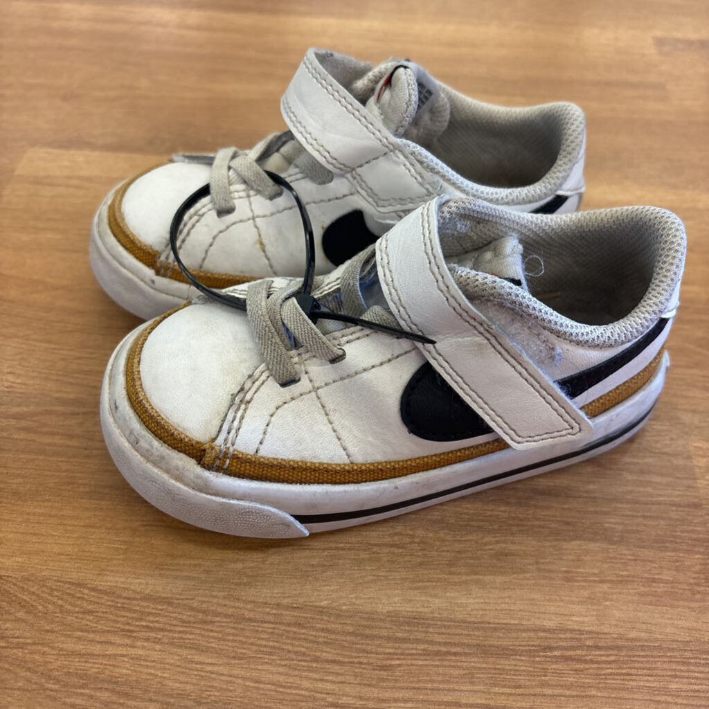 Nike White Leather Sneakers (wear) - 7
