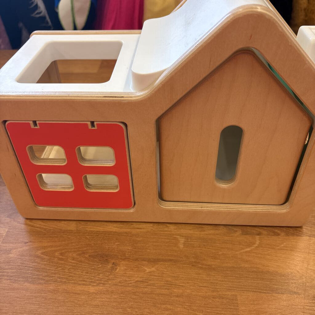 Lovevery Modular House (missing stairs & keys)
