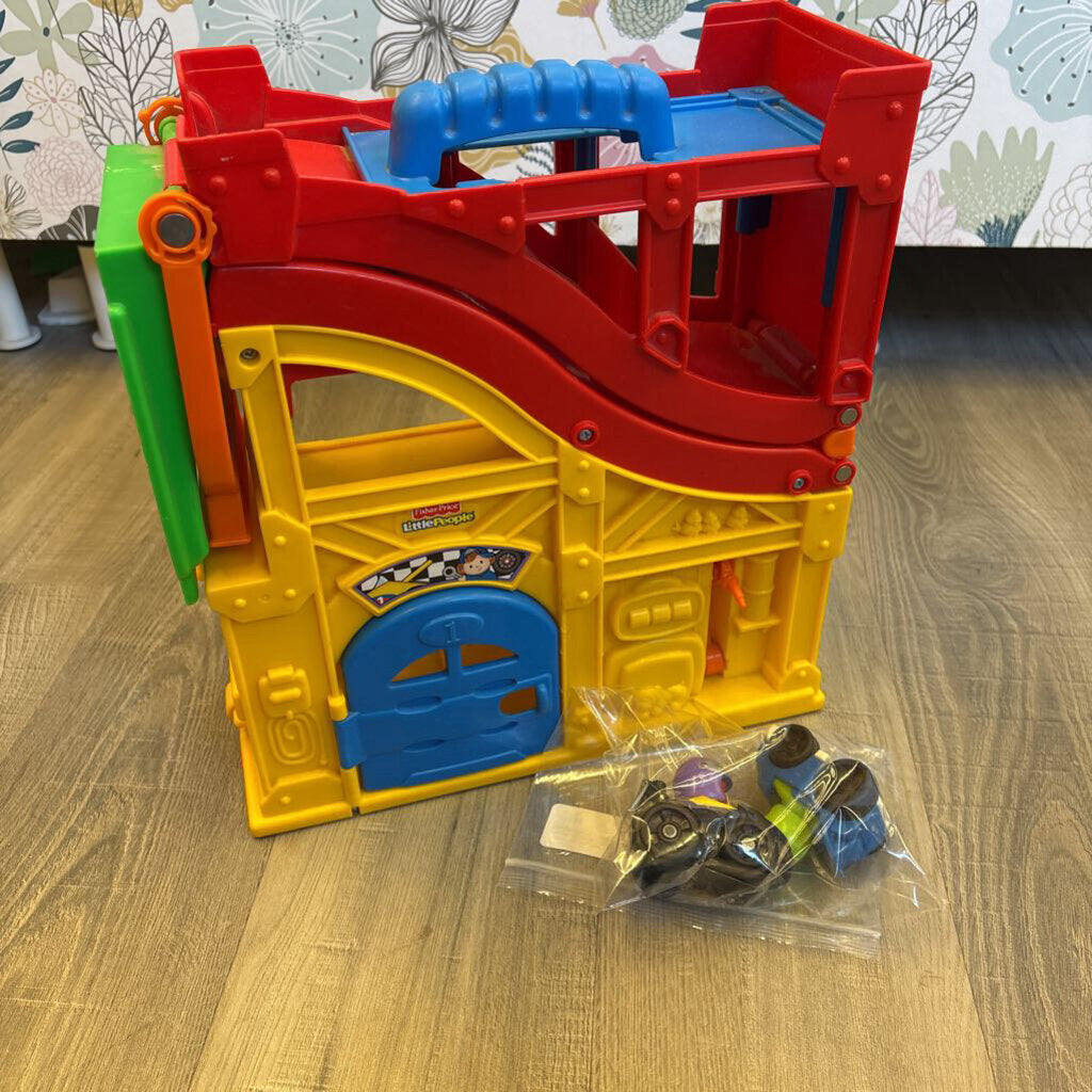 Fisher Price Little People Wheelies Rev'n Sounds Race Track